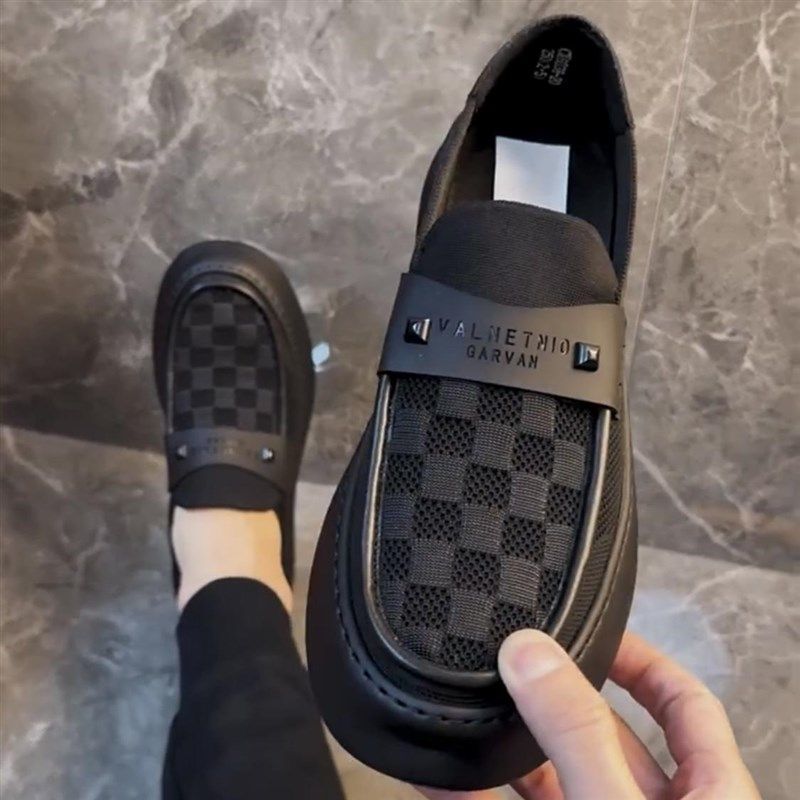 男士百搭黑色夏季豆豆鞋纯色好看青春活力棋盘格男鞋流行轻便板鞋,淘宝优惠券,粉丝福利购,淘宝优惠卷