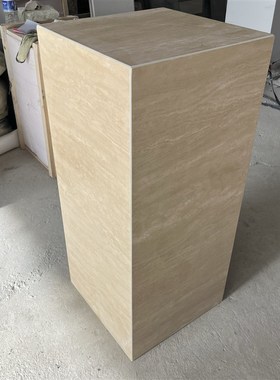 哑光黄洞石岩板大理石q材雕塑底座摆台酒店会所玄关样板间展示基