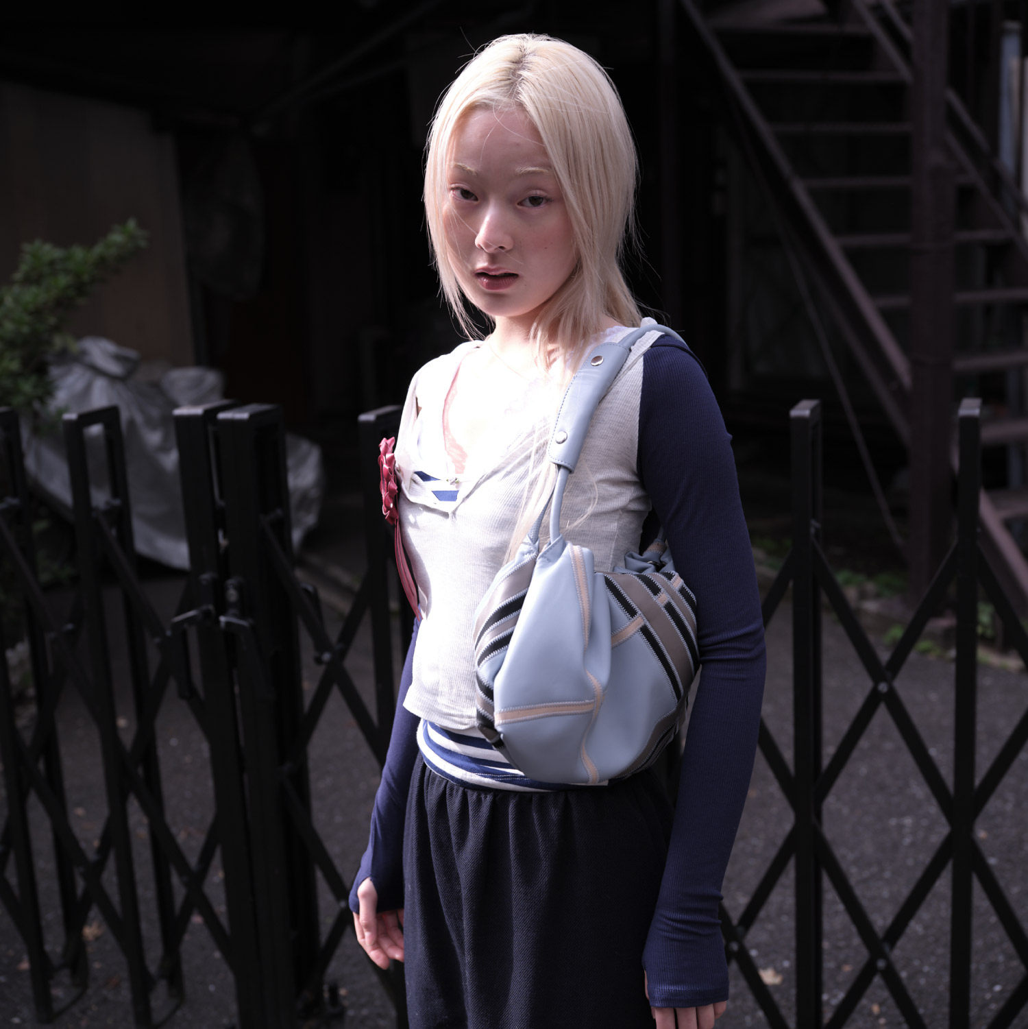 ECODAY软纹扁月小包云朵包手提单肩包女士原创设计晴天蓝色高级感,淘宝优惠券,粉丝福利购,淘宝优惠卷