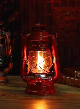 采购产品铁制的覆古煤油灯装饰品，怀旧的老式物品，背包灯笼，摄