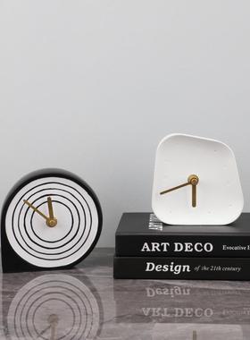 现代简约轻奢创意大理石钟饰品客厅电视柜入口桌钟家居装饰