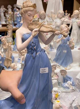 欧式家居装饰品客厅电视柜酒柜玄关摆件陶瓷工艺品结婚摆设西洋女