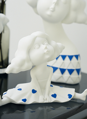 女生生日礼物女同学可爱创意摆件轻奢家居桌面装饰闺蜜女朋友礼品