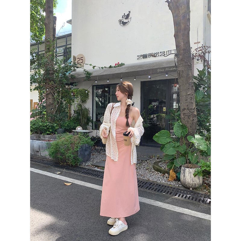 大码胖mm韩系甜美挂脖吊带连衣裙女秋季新款宽松百搭防晒上衣套装 - 图3