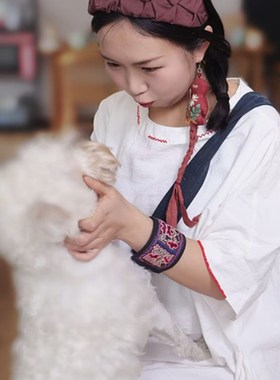 新款贵州手工老绣片护腕时尚百搭民族风手链复古风个性布艺手镯长