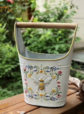 复古白旧铁皮蜜蜂m提桶 花桶花器花瓶 装饰摆件杂货花园