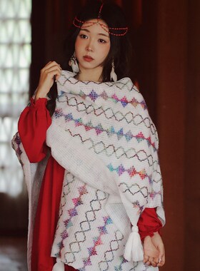 周给给大西北旅游拍照彩色斗篷披风女川H西外搭民族风披肩套头秋