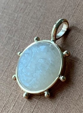 微笑的太阳树脂吊坠项链个性纯手工情侣男女生日礼物