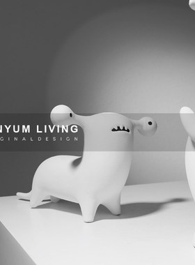 现代轻奢c样板间儿童房装饰创意外星生物摆件陶瓷工艺品桌面摆设