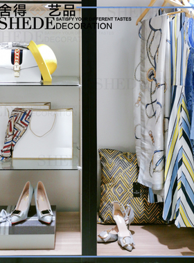 轻奢全屋定制女士衣柜样板间衣帽间衣服包高跟鞋装饰品道具摆件十