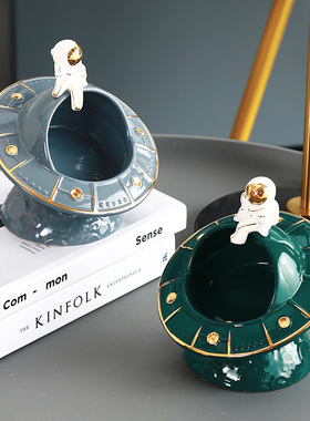 宇航员小酒柜现代简m约装饰品客厅茶几上摆件轻奢风桌面可爱收纳