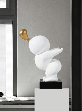 现代客厅样板间玄关电视柜软装饰品网红轻奢摆件创意卡通人物雕塑