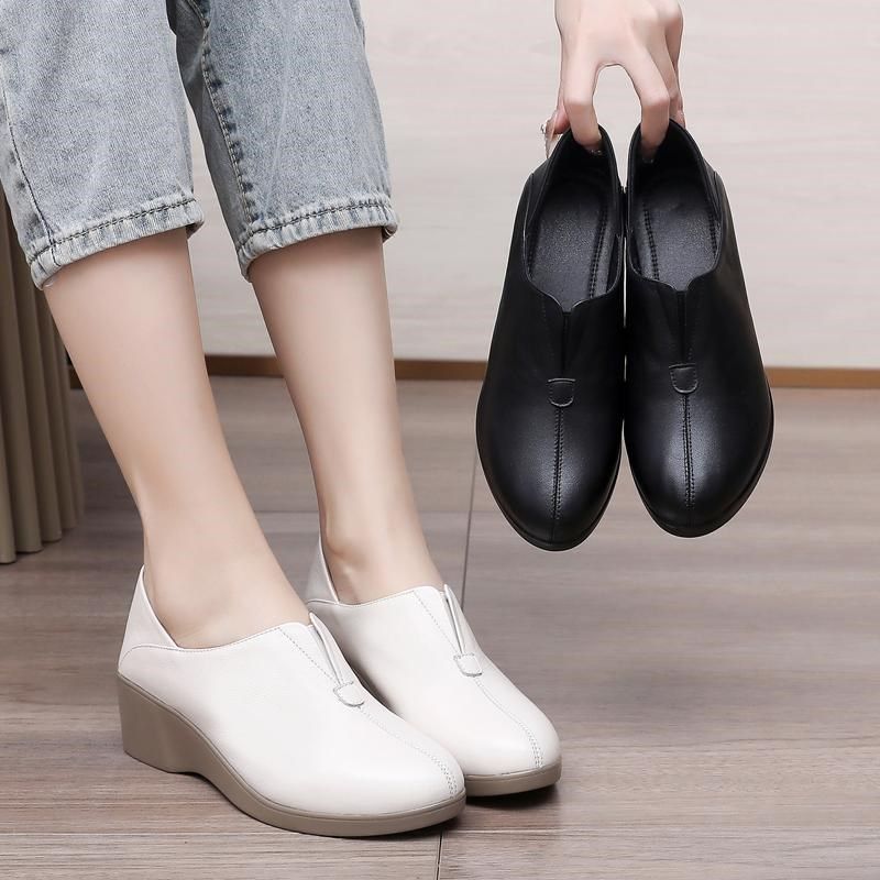 真皮坡跟中老年妈妈鞋中跟舒适春秋款休闲皮鞋女软底防滑深口单鞋,淘宝优惠券,粉丝福利购,淘宝优惠卷