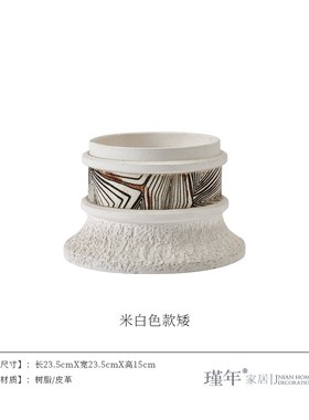 北欧简约现代轻奢艺术烛台摆件家居样B板间样品屋展示中心客厅玄