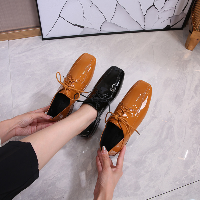 2023年春季新款深口粗跟方头小皮鞋女漆皮中跟英伦风软皮系带单鞋,淘宝优惠券,粉丝福利购,淘宝优惠卷