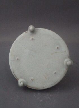 宋汝窑天青釉三足洗支钉铁胎烧制景德镇仿古瓷器家居装饰办公摆件