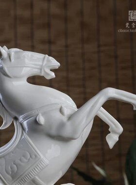 家居工艺品现代面到成功礼品装饰摆设瓷马创意酒柜办公室桌马摆件