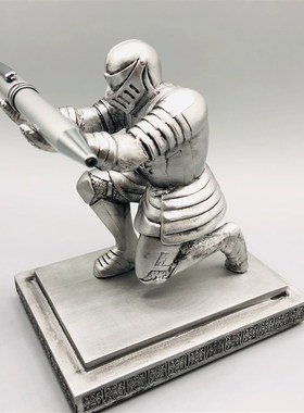 稀奇古怪的摆件执行官骑士笔座盔甲笔架文具笔托创意桌面个性礼品