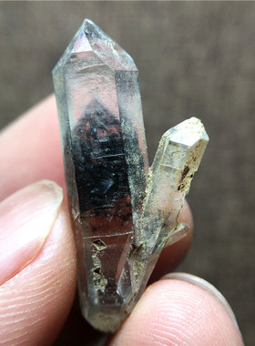 精品赫尔基蒙黑流沙闪灵钻 黑幽灵水晶 云贵双尖单尖水晶原石吊坠