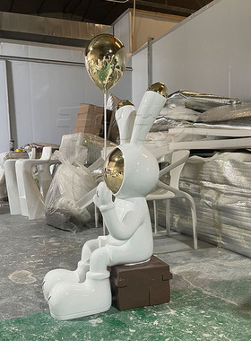 售楼处样板间太空兔大型落地摆件家居客厅电视柜玄关软装饰品