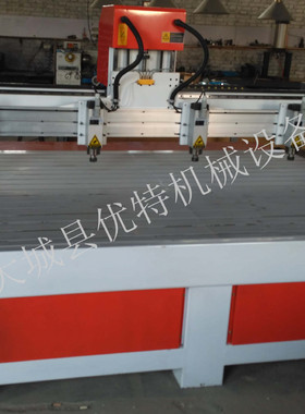 电脑数控雕刻机PCB电路板切割机亚克力广告标识牌铜铝数控雕铣机