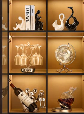 客厅电视柜展示轻档高奢家居暴力熊红酒装餐边柜子架饰品摆件