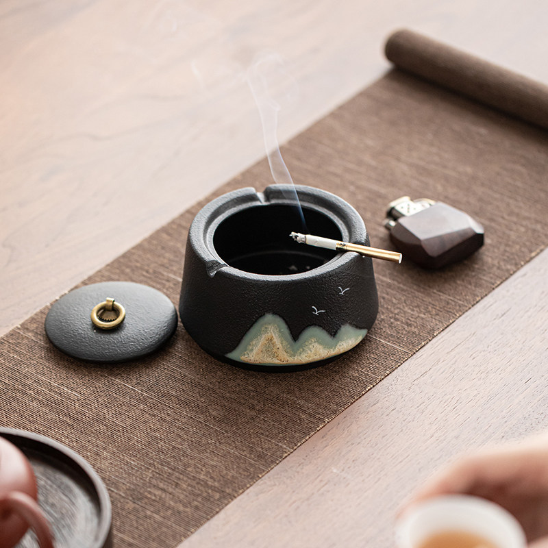 【黑陶远山】创意陶瓷烟灰缸家用客厅茶桌日式防风带盖防飞灰,淘宝优惠券,粉丝福利购,淘宝优惠卷