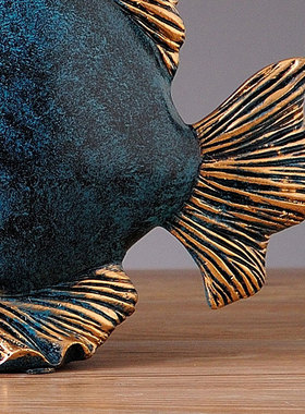 创意家里客厅温馨卧室亲嘴鱼接吻鱼一对摆件家居装饰品