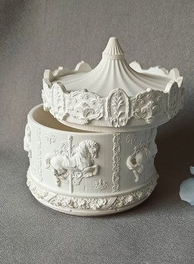 旋转木马雕塑石膏首饰盒香薰蜡烛盒带盖扩白石盒香子胚装饰摆件