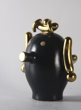 现极简轻奢创意陶瓷猪摆件客厅卧室样板间儿童房风软装饰品