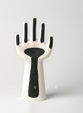 空合 样板间极简黑白手掌陶瓷摆件 衣帽间梳妆台首饰架软装饰品