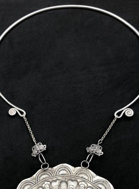 贵州苗银锁吊坠长命锁仿古银民族风双面立体铃铛锁项链挂饰项圈款