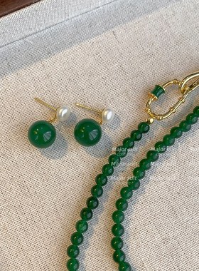 新中式国风项链碧玉双层叠戴长款绿色串珠锁骨链女轻奢小众毛衣链