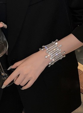 满钻手臂环饰品女装饰手臂链胳膊金属臂钏大臂环配饰臂镯重工手镯