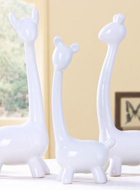 现代陶瓷家居装饰品 客厅电视柜摆件婚庆礼品 陶瓷工艺品三口鹿