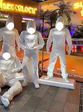 高端潮玩艺术雕塑抽象人物坐姿网红打卡装饰商场开业大型落地摆件