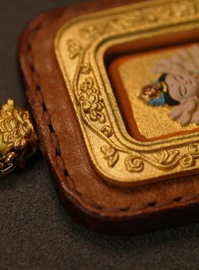 云行唐卡吊坠八大本命皮质嘎乌盒彩绘擦擦阿弥大日如来千手观音