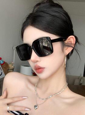 复古黑色百搭方形大框圆脸显瘦超轻TR偏光抗UV太阳眼镜女太阳眼镜