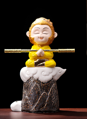 创意齐天大圣孙悟空陶瓷摆件笔搁笔架办公室桌T面家居客厅装饰品