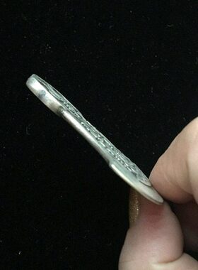 古玩杂项收藏老银斧头刮板带孔寿比南山吊坠随身携带松鹤延年吊坠