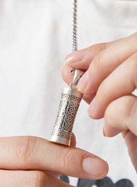 嘎乌盒吊坠925纯银六字真言男女复古空心可打开放护身符项链配饰