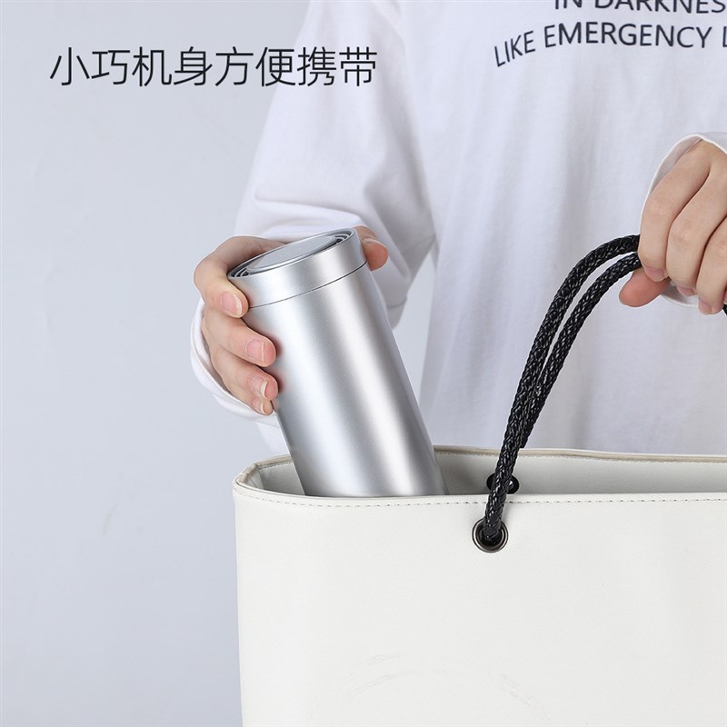 Negative ion car purifier car air freshener mini aromatherapy aldehyde removal sterilization small desktop purifier