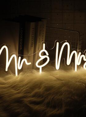 亚马逊网红求婚礼道具氛围装饰灯Mr&mrs造型led霓虹灯发光字灯牌