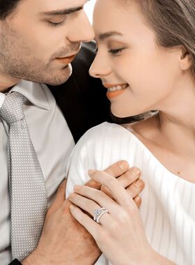 欧美时尚叠戴莫桑石戒指女轻奢高级感925纯银镀18K金套戒指环