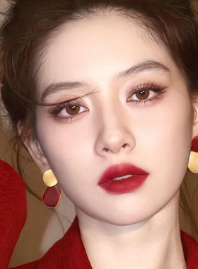 东方美感红色金属底片不对称耳夹女2026新爆款耳环小众无耳洞耳饰