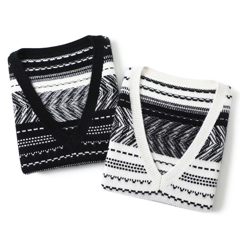 街头闲暇时光~加厚V领100%纯山羊绒坎肩女纯羊绒毛衣针织马甲背心,淘宝优惠券,粉丝福利购,淘宝优惠卷