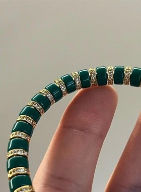2024网红手串:天然绿松石手链单圈隔片款金色直切药片手串手链