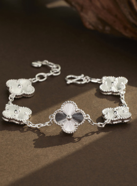 铜新款手链女款轻奢小众精手链