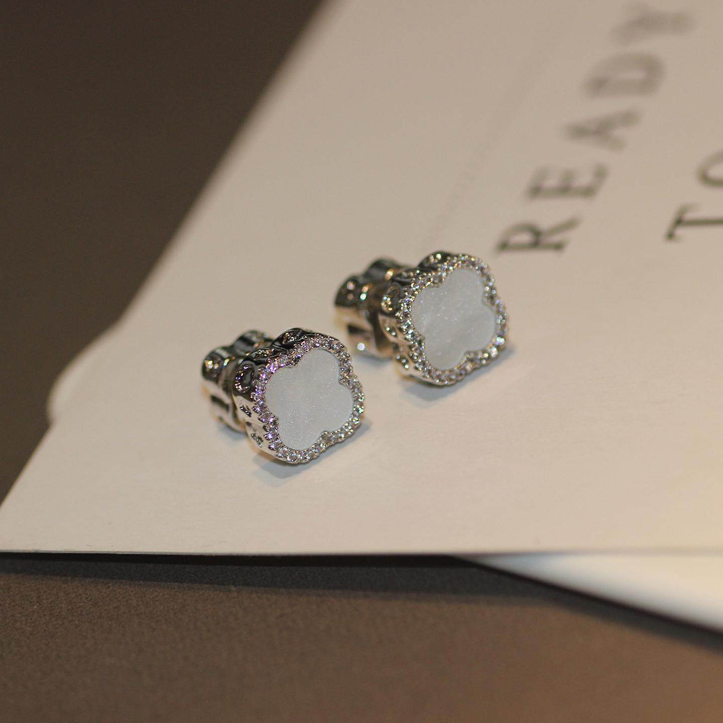 银针幸运草前后耳钉小众设计感风耳环小巧精致耳饰,淘宝优惠券,粉丝福利购,淘宝优惠卷