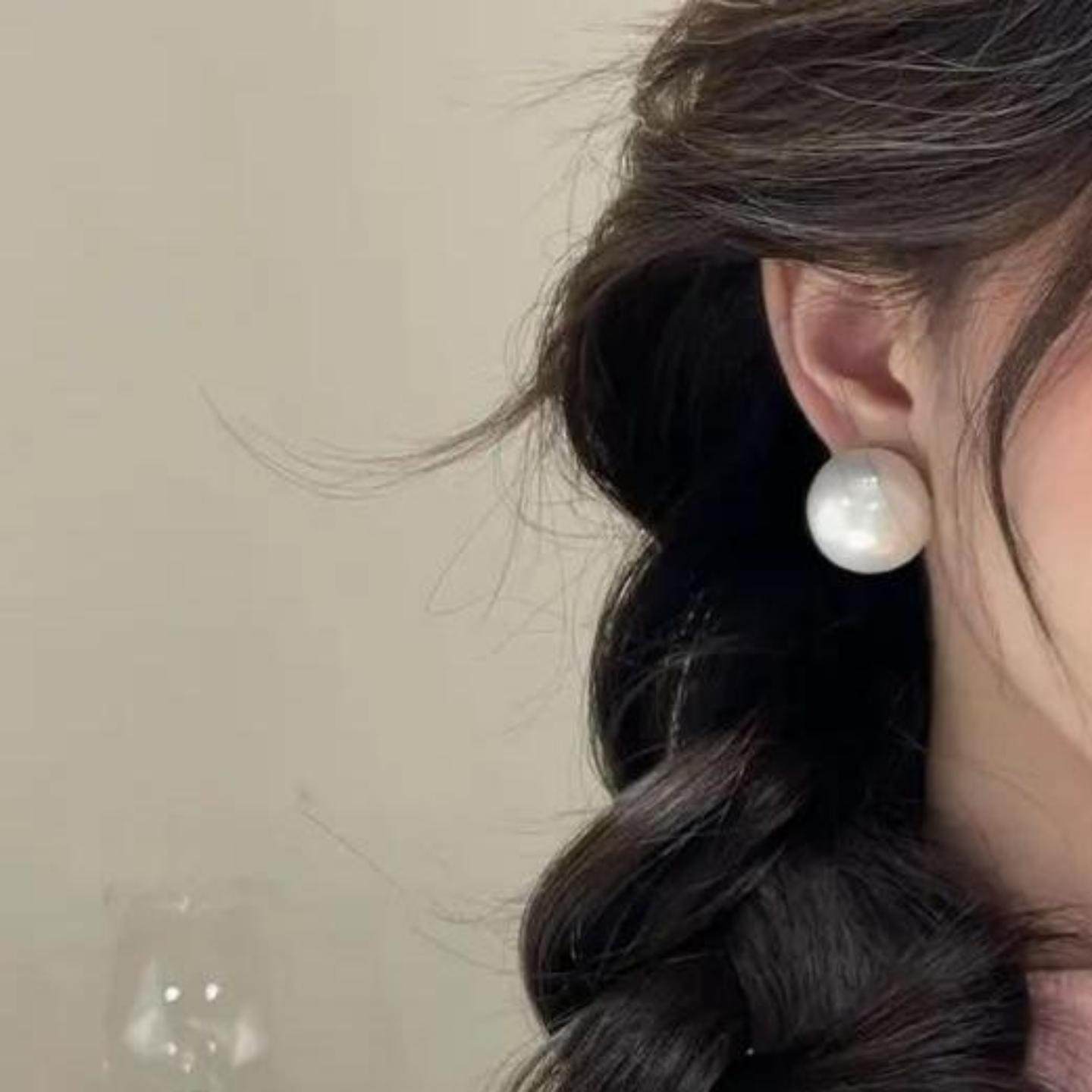 珠光半圆大珍珠耳钉耳环气质百搭耳钉轻奢高级感夸张简约耳饰,淘宝优惠券,粉丝福利购,淘宝优惠卷